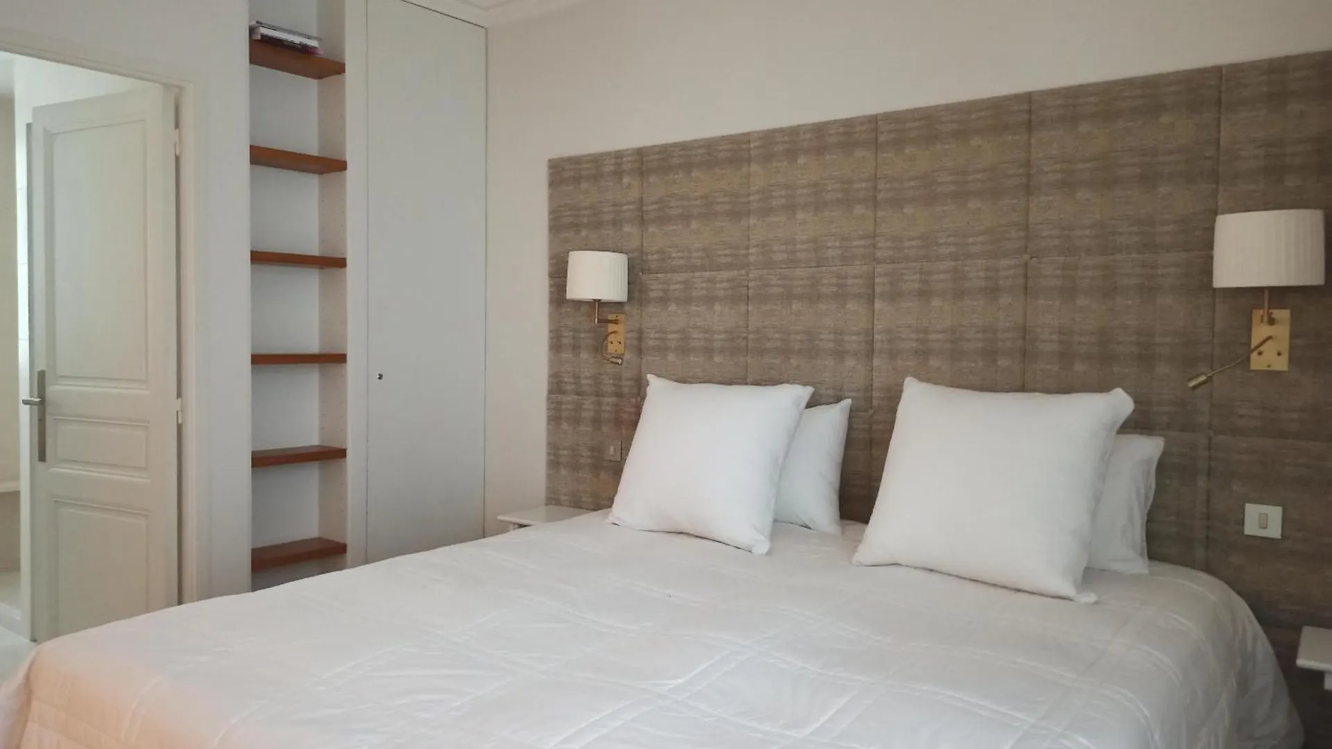 Rue De L'universite - 7 Apartamento Paris
