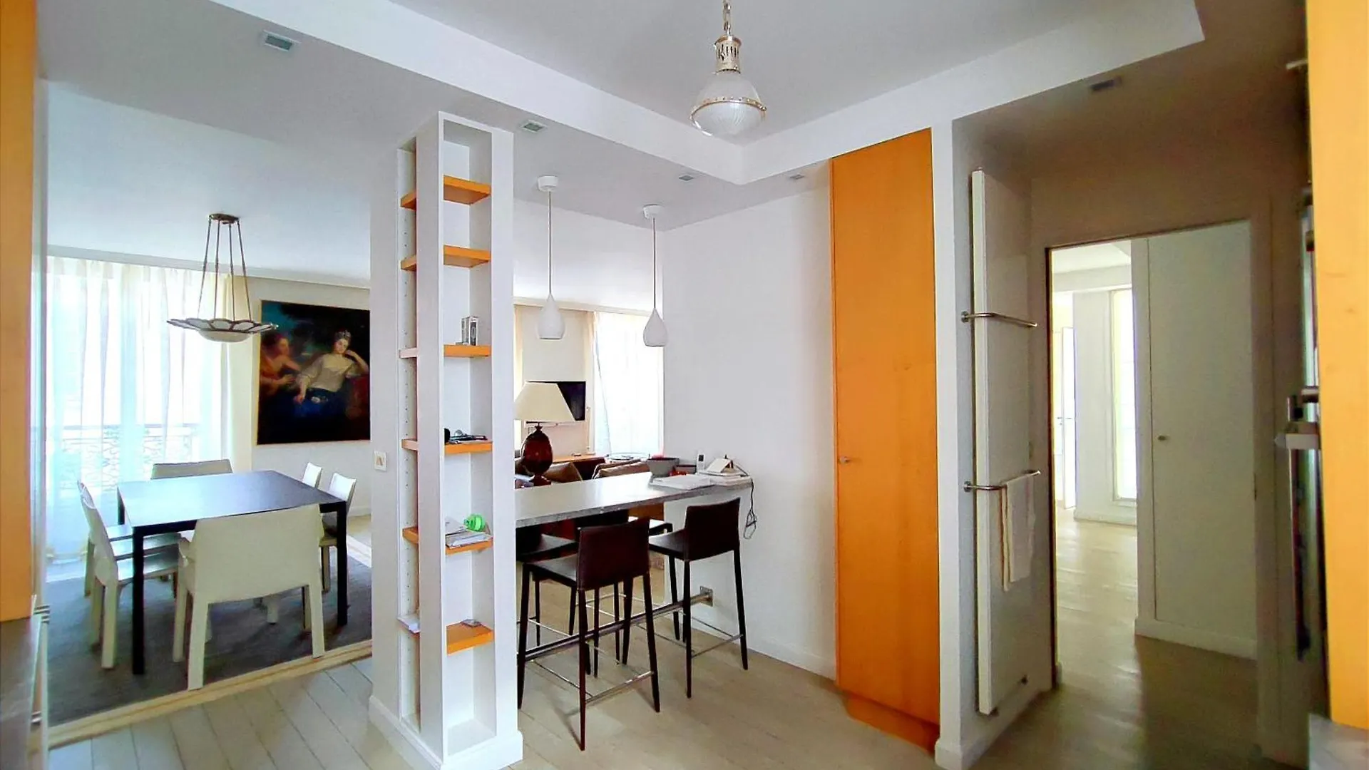 Διαμέρισμα Rue De L'universite - 7 *